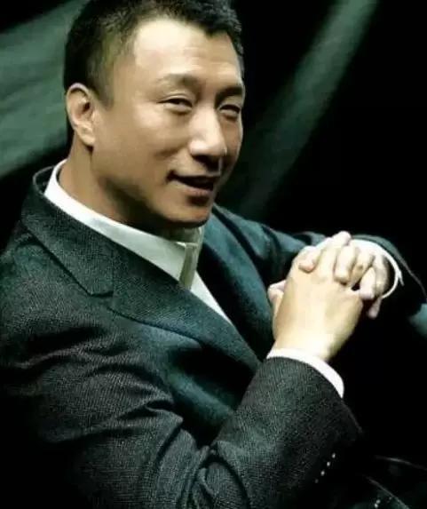 b站孙红雷吃瓜视频,揭秘娱乐圈幕后真相