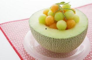 直播吃哈密瓜蛋糕视频,哈密瓜蛋糕美味诱惑，甜蜜瞬间尽收眼底