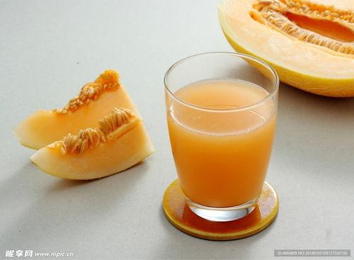 解放军吃哈密瓜视频播放,甜蜜瞬间传递军民情深